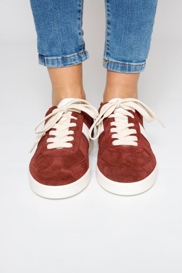 GA90-GARNET SNEAKER