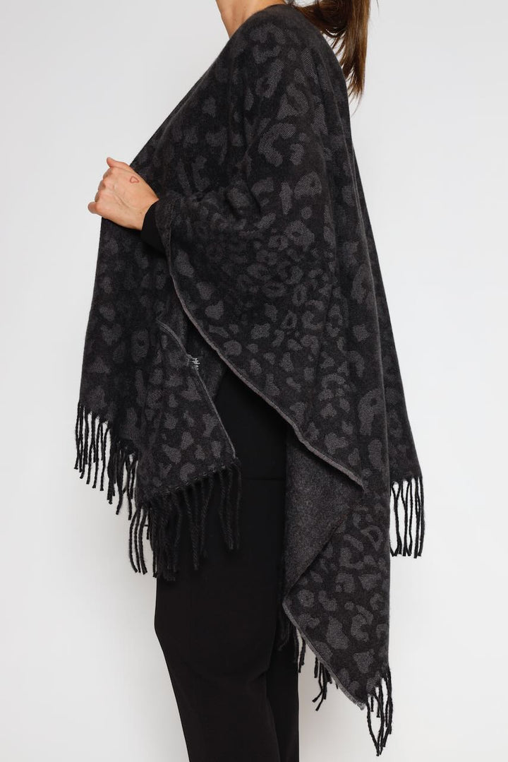 CARZOLA PONCHO-BLACK