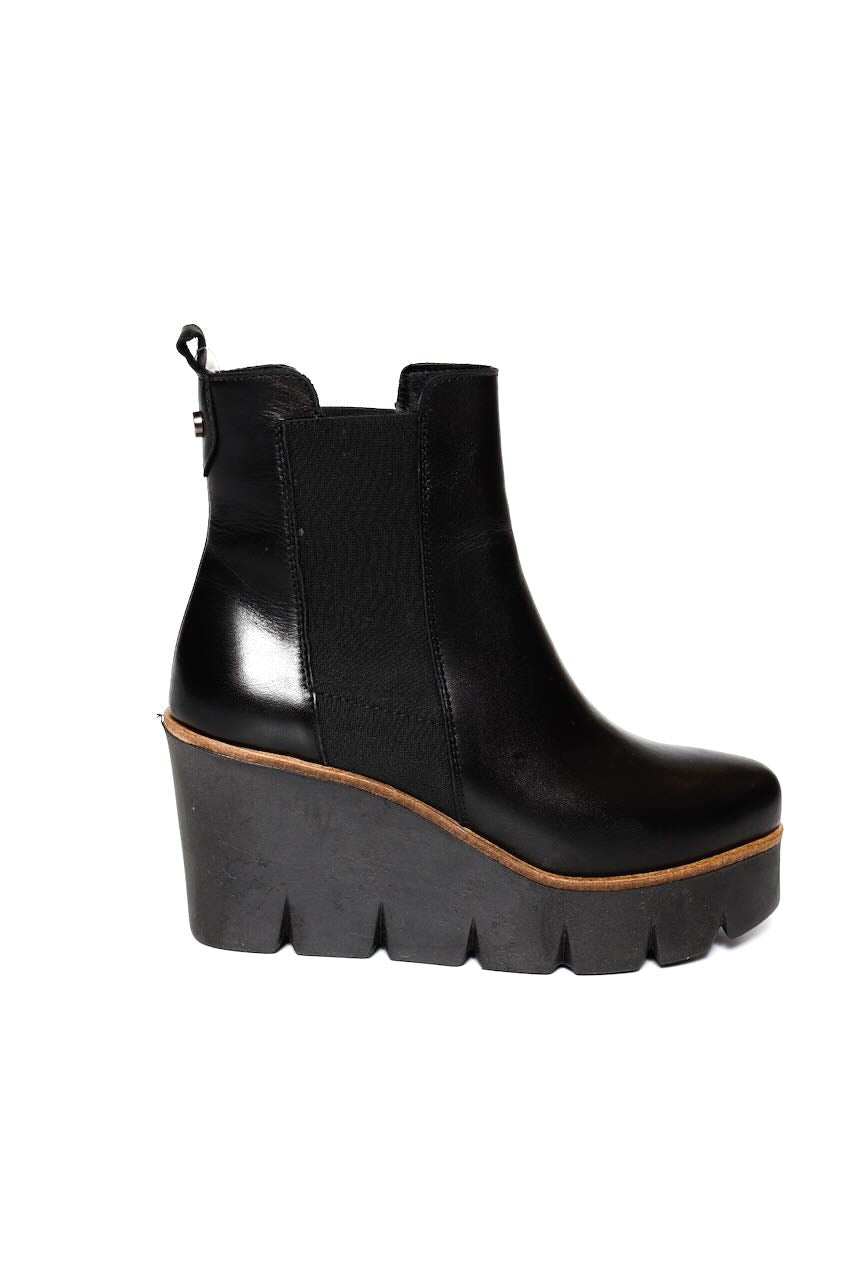 BOOT 45491705-BLACK