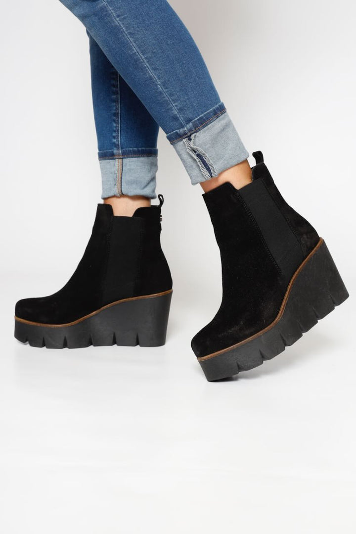 BOOT 45491105-BLACK